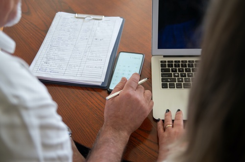 Five top tips for businesses dealing with unpaid invoices